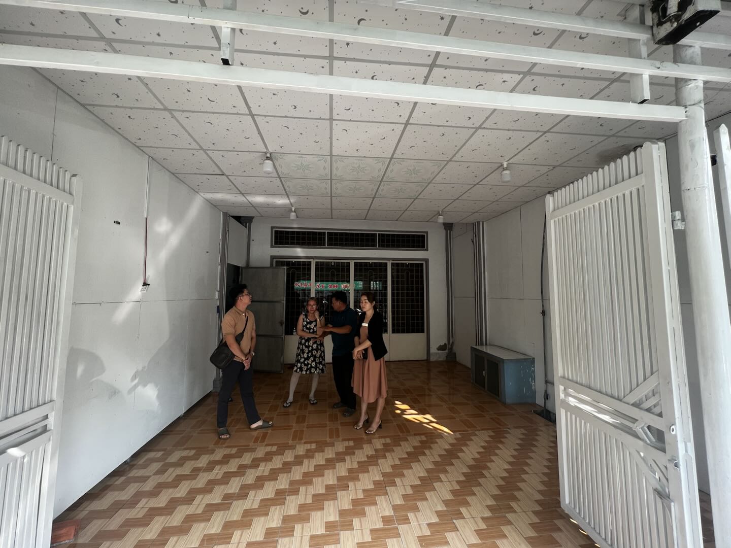 Đội ngũ thiết kế - thi công khảo sát công trình