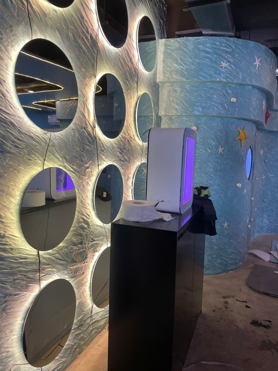 Alien Coffee: Cafe thủy cung sứa đầu tiên tại Sài Gòn